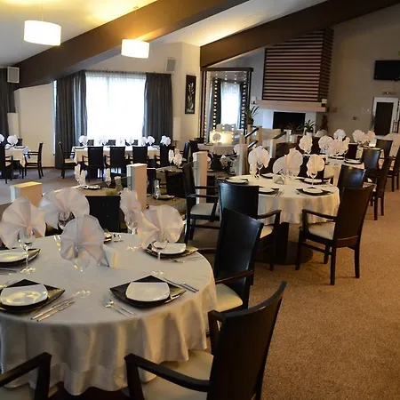 Piri Hotel 3*